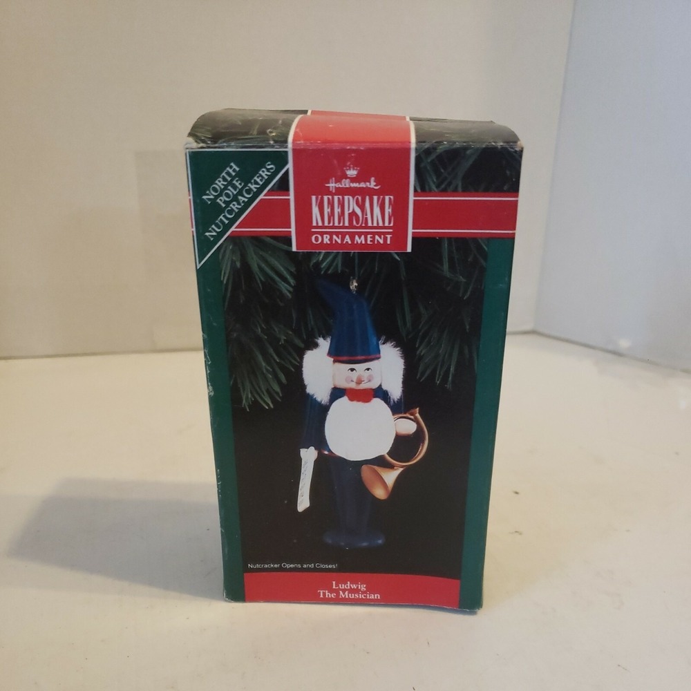 Hallmark Ornament, Ludwig The Musician, QX5281, North Pole Nutcrackers, 1992 New